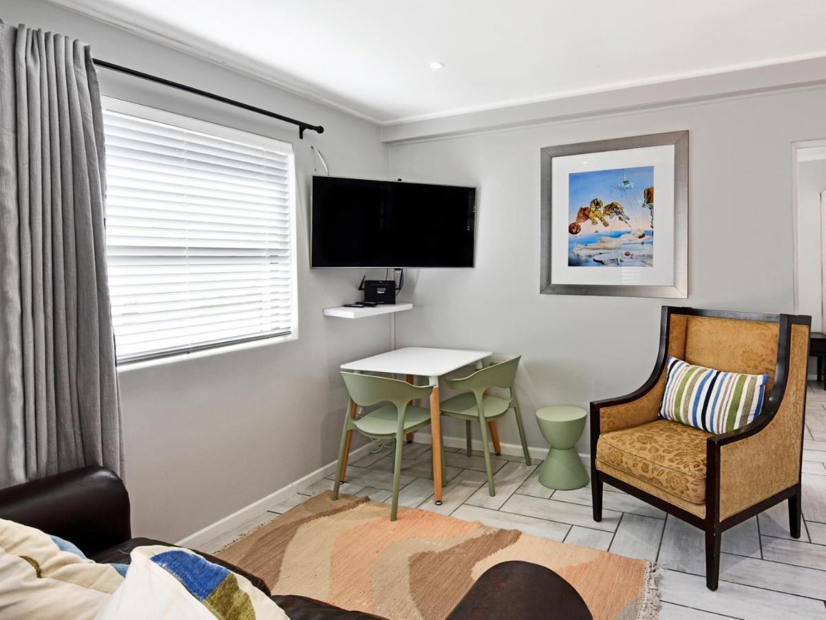 La Rochelle Cottage ฟรันเชิค ภายนอก รูปภาพ
